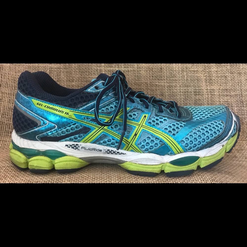 Asic’s Gel-Cumulus 16 Running Shoes Women’s Size 9
